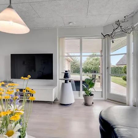 Vakantiehuis Amazing In With Wifi