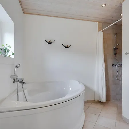 Vakantiehuis Amazing In With Wifi Varde